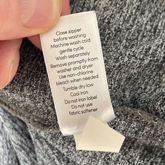 Athleta Grey Heather Vitamin Sea Lightweight Jacket Sz S - Picture 12 of 12